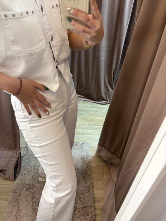 Conjunto White